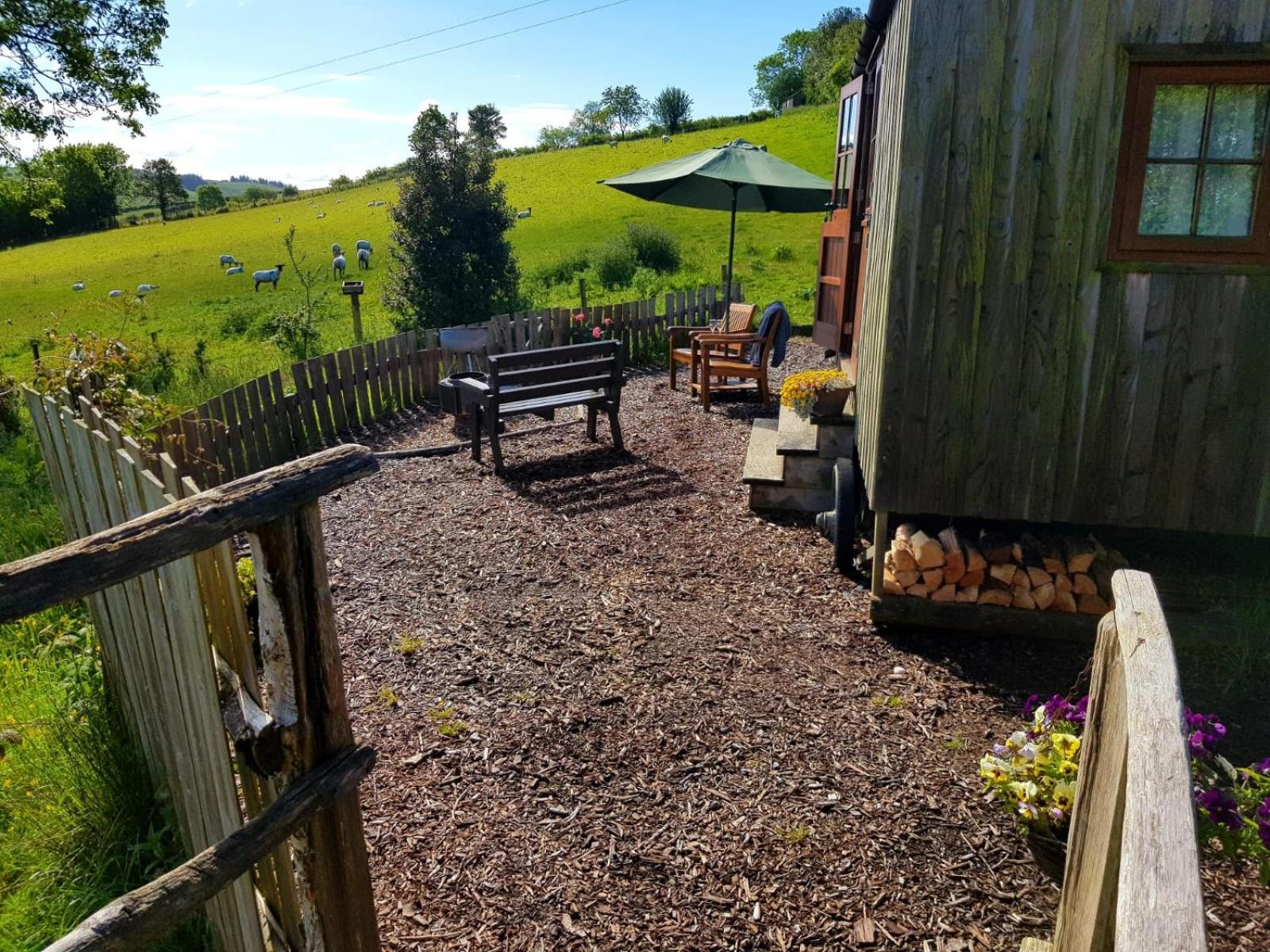 Eco Accommodation Cornflower Craven Arms Εξωτερικό φωτογραφία